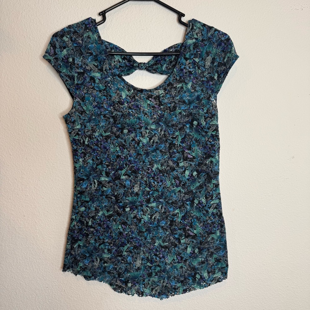 Vintage Free People blue bow back geometric shirt blouse size medium